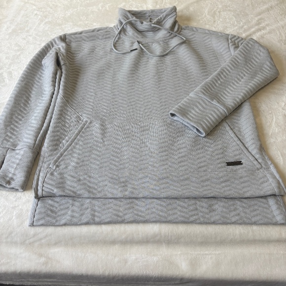 Nine West Active Pullover Sweatshirt Womens Size Medium Gray Thumb Hole Sleeves - Picture 1 of 9